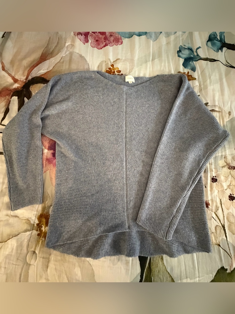 Cyrus Light Blue Ribbed Sweater with Center Seam EUC XL